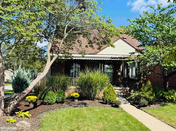 18674 Carlysle St, Dearborn, MI 48124