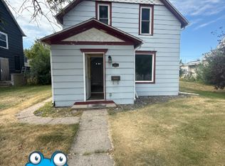 308 5th Ave SE, Jamestown, ND 58401