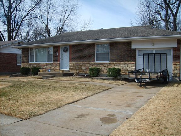 4th image of 321 Gage Dr