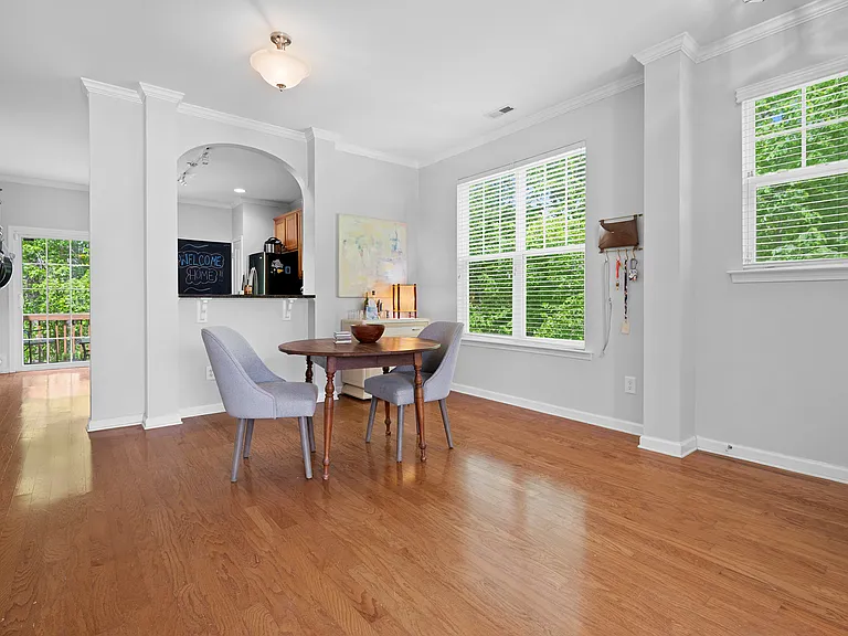 6071 Viking Dr — Photo 8