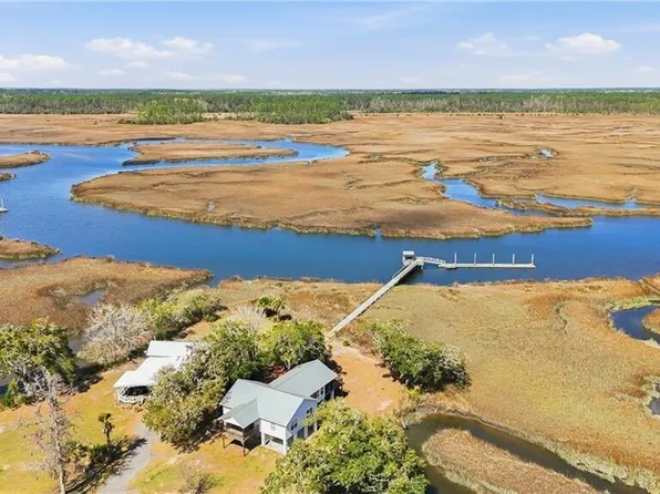 1116 Pleasure Point Ln NE, Townsend, GA 31331