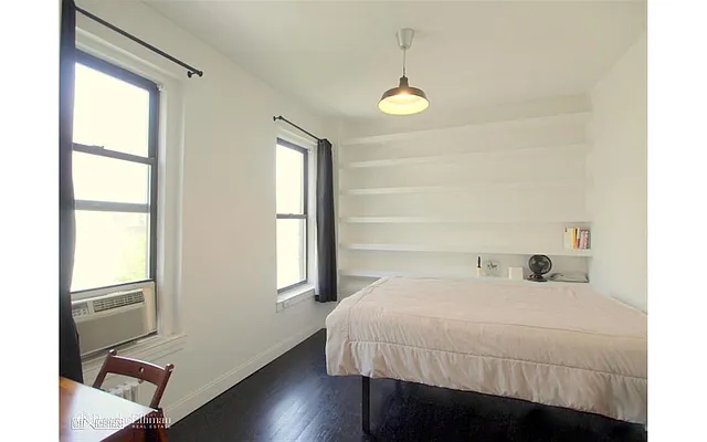 Rented by Douglas Elliman | media 31