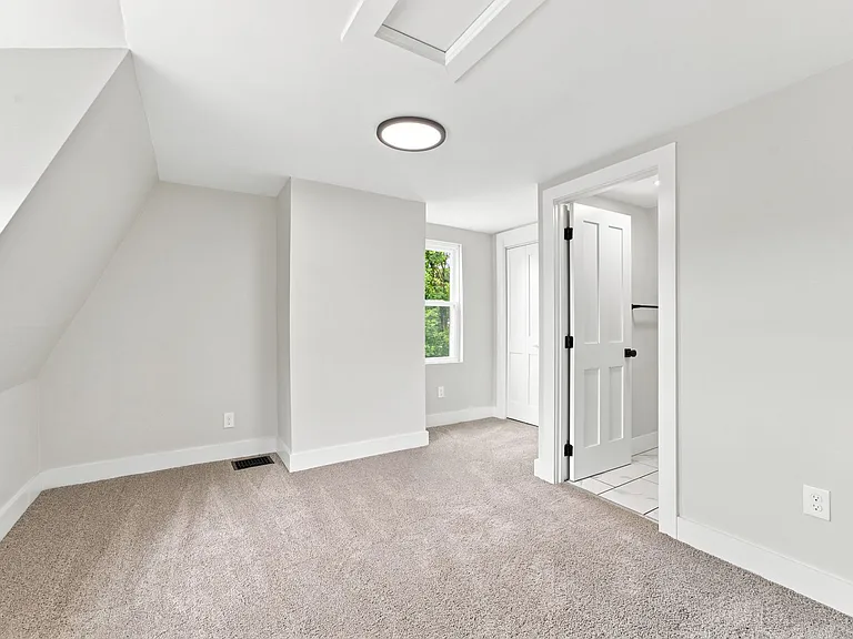 325 N Aiken Ave — Photo 20