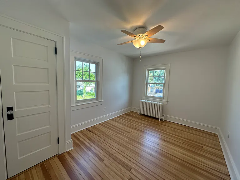 40 Smith St #2 — Photo 12