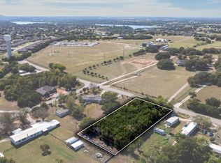 1109 Meander Rd, Granbury, TX 76049