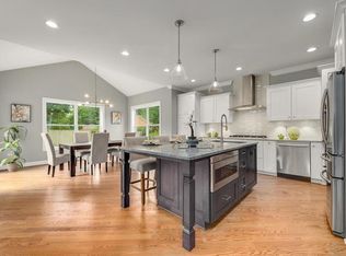 222 Grant St, Downers Grove, IL 60515