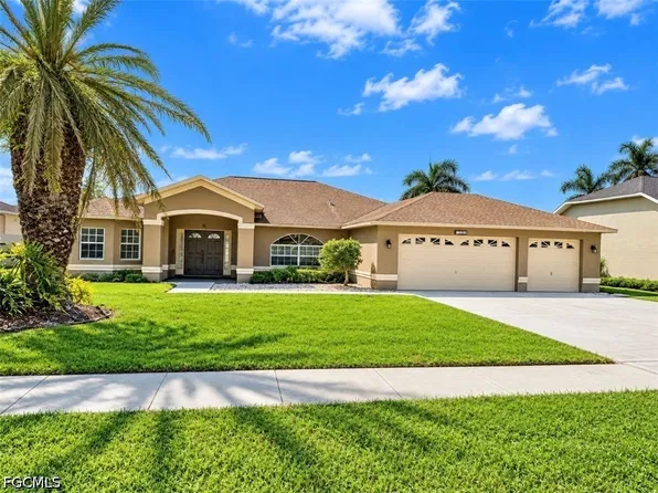 738 Milwaukee Blvd, Lehigh Acres, FL 33974