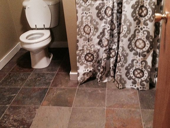 Loft shower/bath over garage