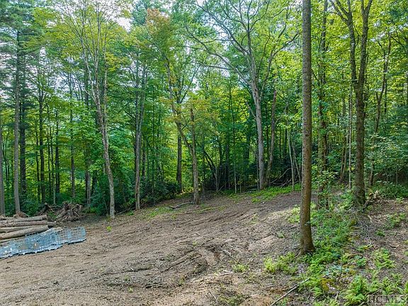 5th image of Lot 8 Pineland Drive