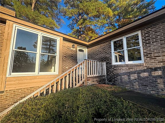 2nd image of 527 Coronation Dr