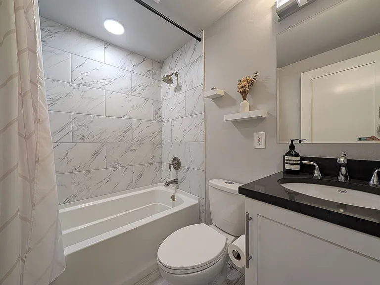 1729 18th Ave #201 — Photo 12