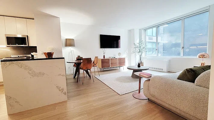Rented by Greystar | media 1