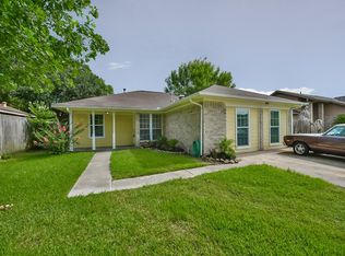 5919 Ray Dr, Pasadena, TX 77505