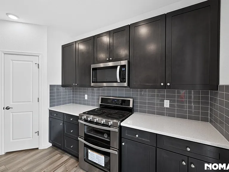18274 Martinello Dr — Photo 12