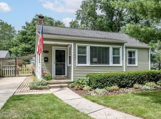 2771 Bacon Ave, Berkley, MI 48072