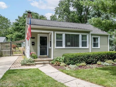2771 Bacon Ave, Berkley, MI, 48072