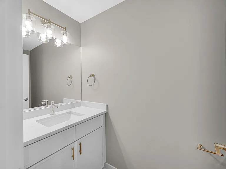 3225 S Halsted St #2 — Photo 9