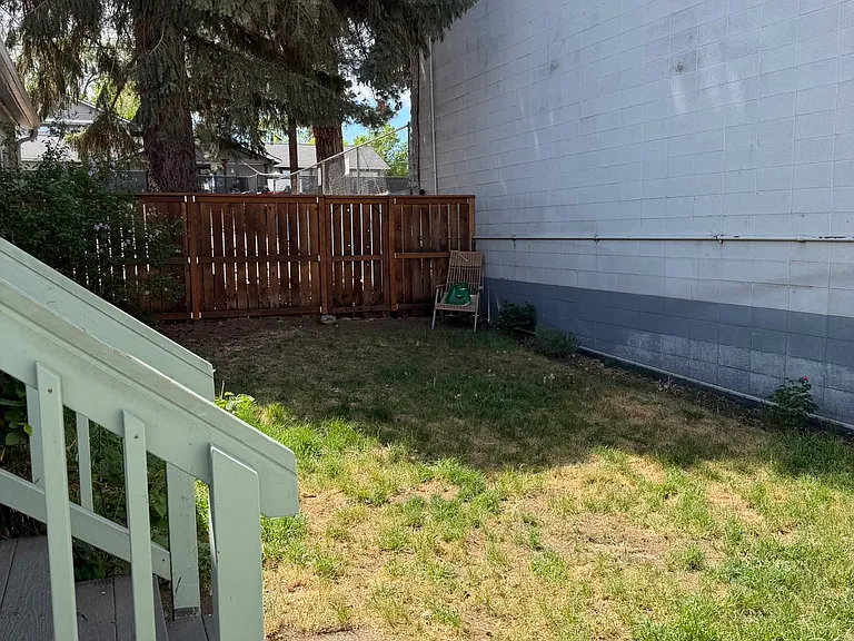 346 NE Dekalb Ave — Photo 10