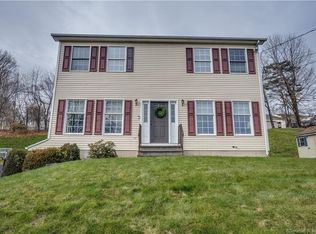 47 Hillside Rd, Cromwell, CT 06416