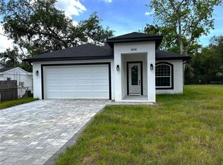 806 W Lowry Ln, Tampa, FL 33604