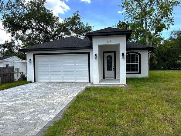 806 W Lowry Ln, Tampa, FL 33604