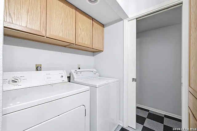 3407 Sugarhill Dr — Photo 16