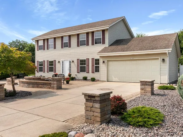 8179 South Wynona DRIVE, Oak Creek, WI 53154