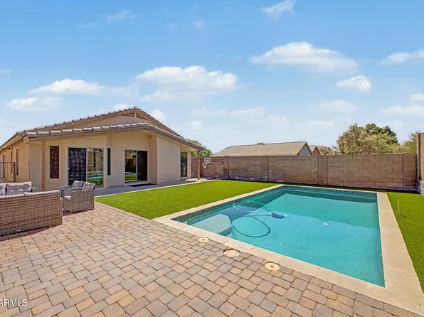 6436 W SADDLEHORN Road, Phoenix, AZ 85083