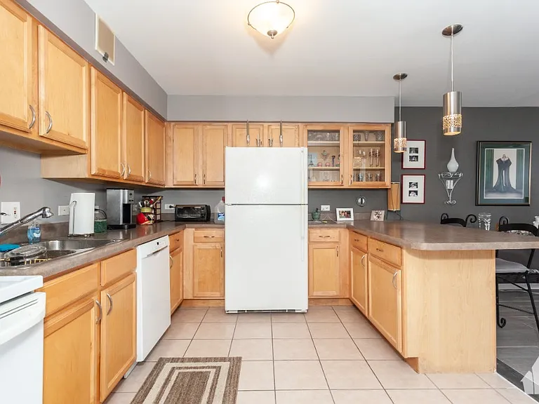 5854 N Kenmore Ave #5A — Photo 10