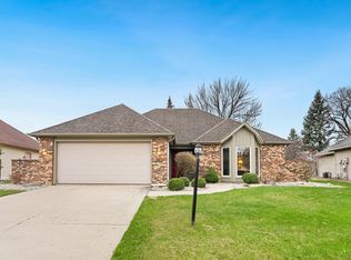 6322 Baychester Dr, Fort Wayne, IN