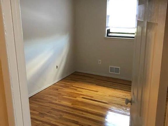 3rd image of 8 Behan St