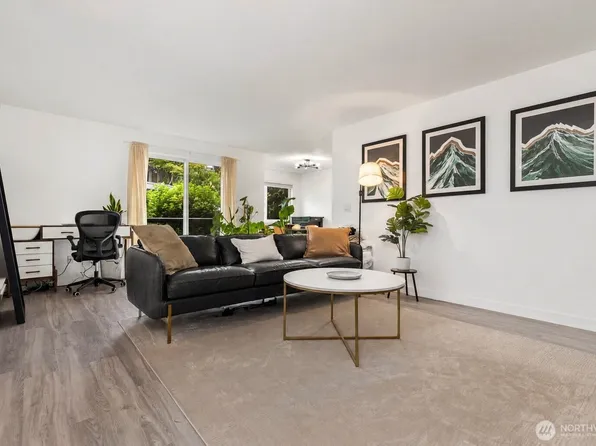 8747 Phinney Avenue N #7, Seattle, WA 98103