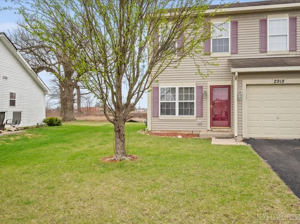 2918 Hoffman St, Plano, IL 60545