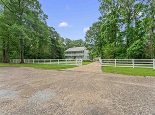 10426 Old Field Rd, Saint Francisville, LA 70775