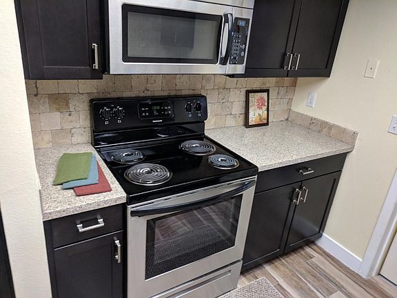 built in microwave, electric stove