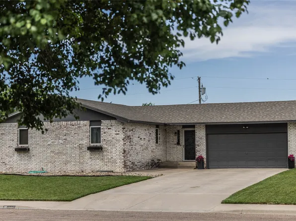 107 Nunn Dr, Holcomb, KS 67851