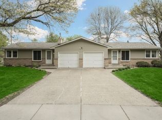 13709 Country Ln, Burnsville, MN 55337