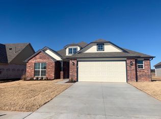 12482 S Norwood Ave, Bixby, OK 74008