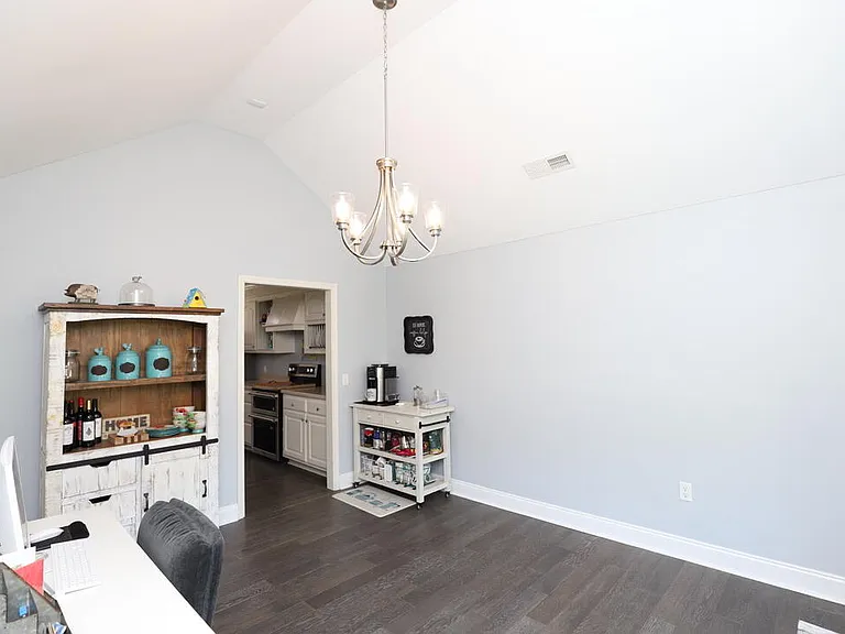 595 Saint Augustine Dr — Photo 40