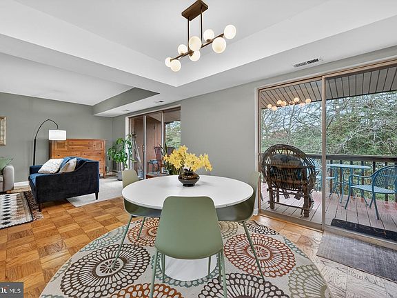 3rd image of 796 Fairview Ave APT F