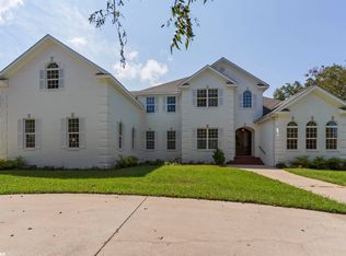 8048 Old Orchard Pl, Fairhope, AL 36532