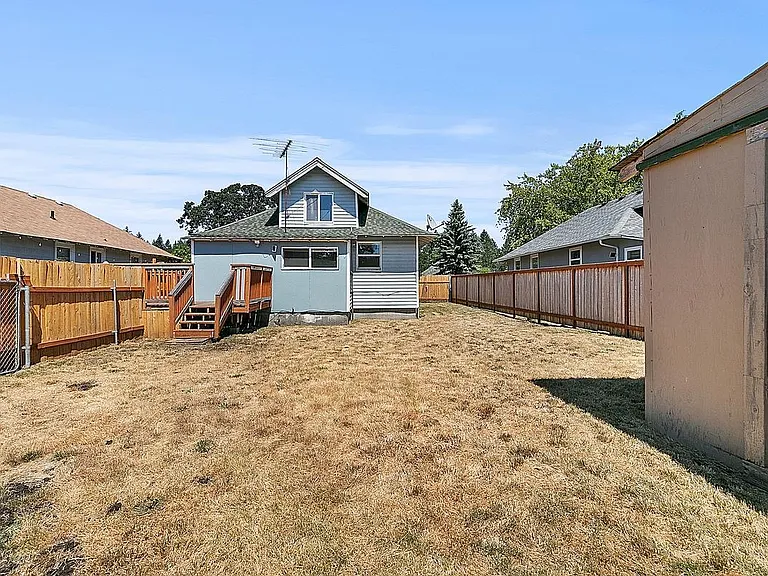 506 Louviers Ave — Photo 29