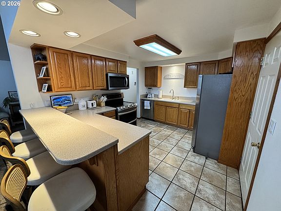 5th image of 1091 Long Ridge Dr