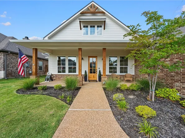 67 Cedar Creek Ct, Woodway, TX 76712