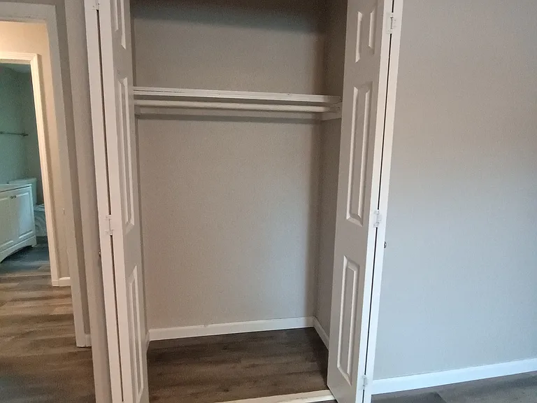 1202 E Walford Dr #11 — Photo 17