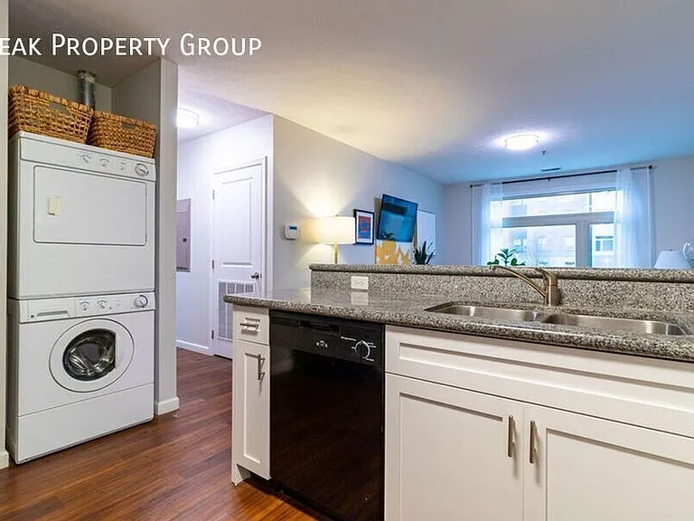 250 Chittenden Ave — Photo 68