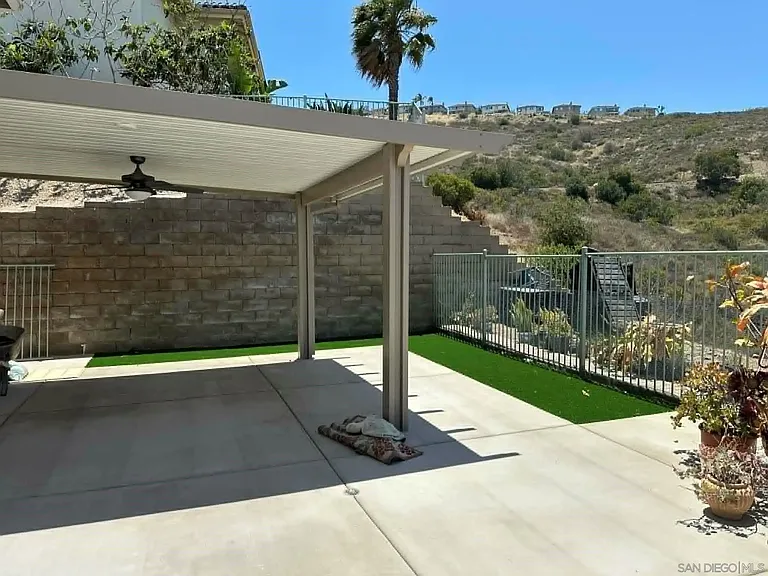 2552 Valley Waters Ct — Photo 5