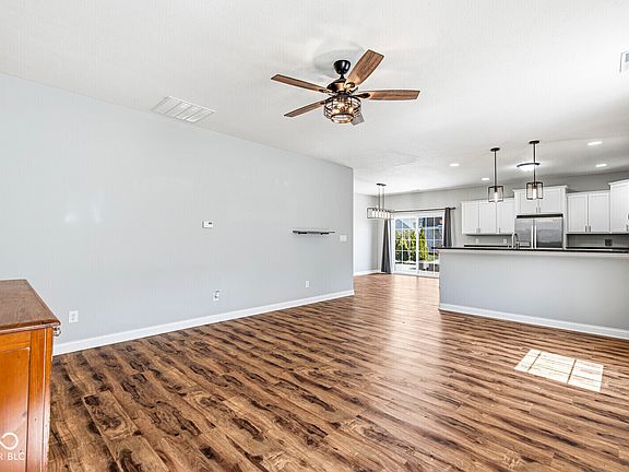 2nd image of 4034 Cairo Way