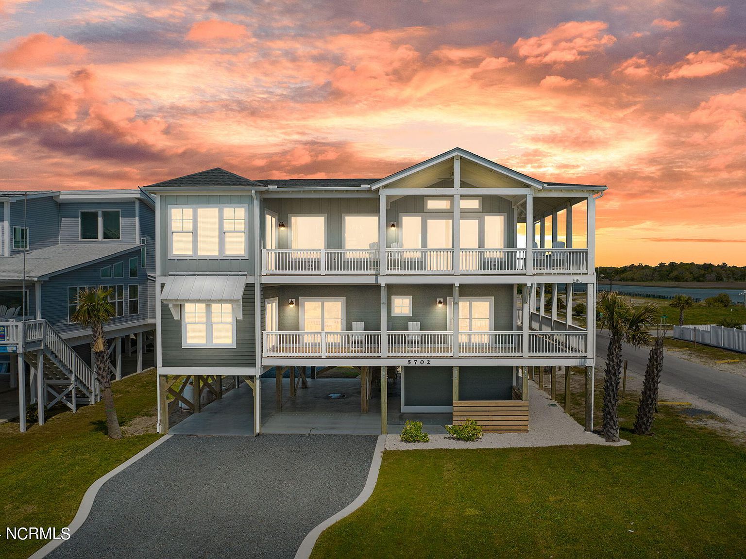 5702 W Beach Drive, Oak Island, NC 28465 | Zillow