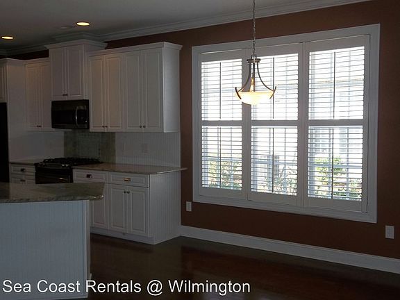 5th image of 1008 Storm Petrel Ct